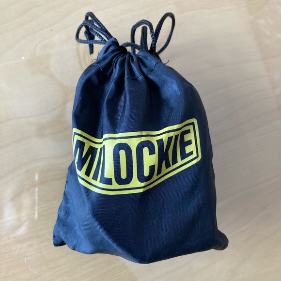 Milockie Hotel Safe Guard with Padlock, Keys & Black Pouch - Picture 11 of 11